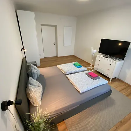 Charming Flat In A Quiet Location * Graz