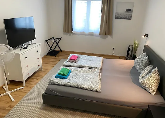 Charming Flat In A Quiet Location Graz