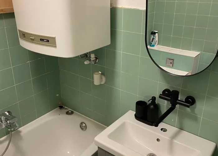 Charming Flat In A Quiet Location Graz